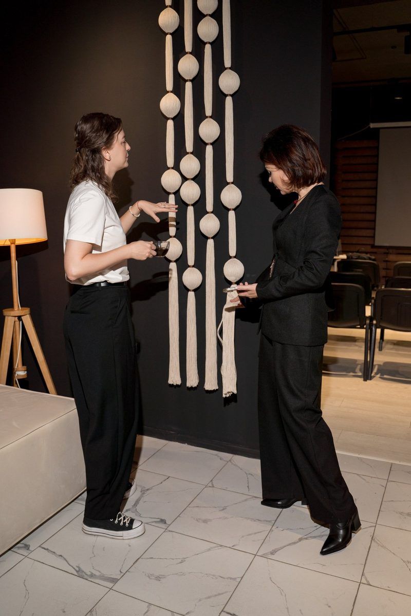 Гости Катка у работы Шарики